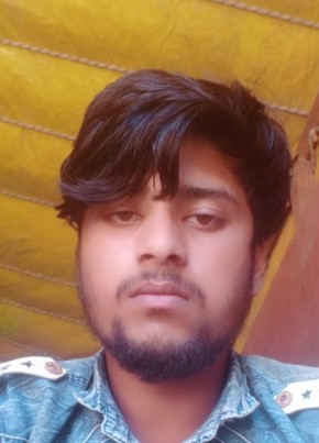 Md Naim Uddin, 19, India, Aizawl