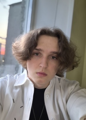Дмитрий из Череповеца 18 лет