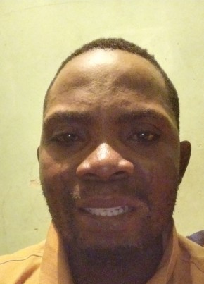 Oyeniran Gbemile, 40, Nigeria, Abuja