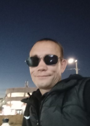 Михаил из Ростова-на-Дону 44 года