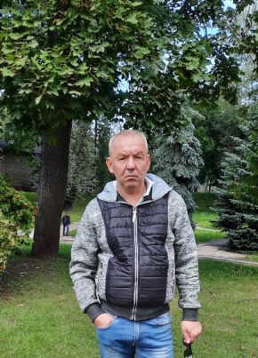 Andrey, 42, Russia, Pskov