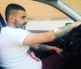 Roberto, 33 года, Pitești