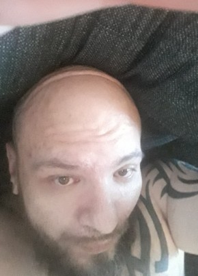 Liridon Berisha, 41, Konungariket Sverige, Växjö