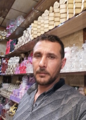 احمد, 47, جمهورية العراق, الموصل