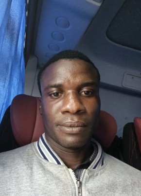 Joseph из Ouagadougou 30 лет