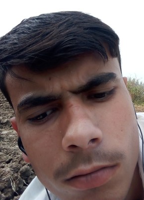 Sumit Kumar, 21, India, Mahgawān