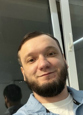 Денис из Rīga 37 лет