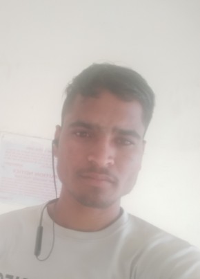 Santosh Kumar, 24, India, Ashoknagar