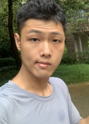宇哲, 29, 中华人民共和国, 深圳市