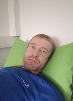 Roman из Kirkel 33 года