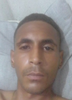 Eduardo, 26, República Federativa do Brasil, Osasco