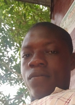 Prince Gibson, 23, Liberia, Monrovia
