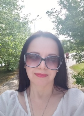 Алена, 41, Россия, Ханты-Мансийск