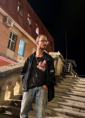 Norbert из București 27 лет