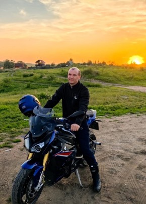 Алексей из Арамили 42 года