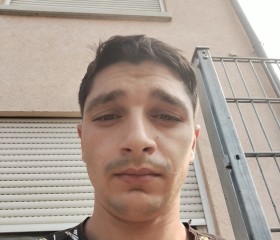 Artur, 24, Wiesloch