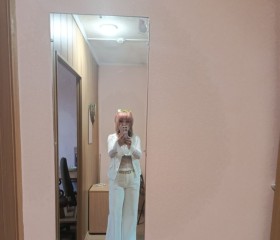 Larisa, 53, Orenburg