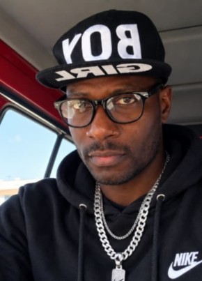 Domingos Rodman из Loanda 31 год