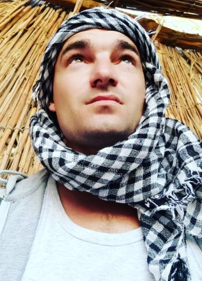 Евгений, 37, Россия, Тросна
