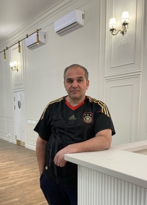 Илья, 44, Россия, Воронеж