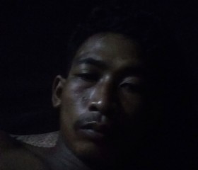 roni, 21, Jambi City