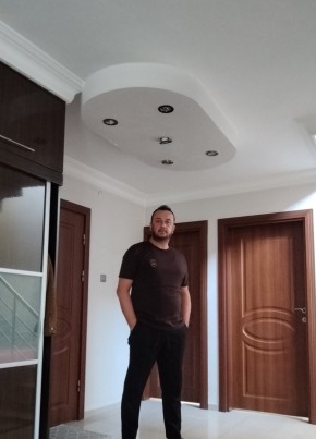 Tolga из Москвы 44 года