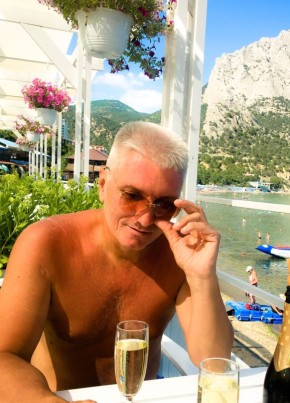 andrey, 55, Russia, Saint Petersburg