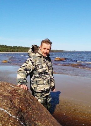 Andrey Sukharev, 54, Russia, Petergof