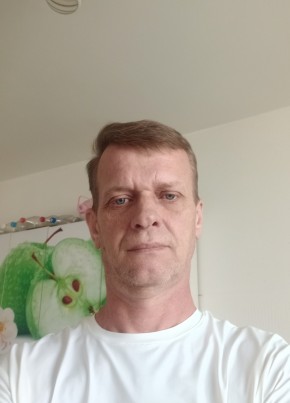Виктор, 48, Россия, Зерноград