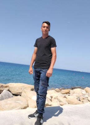 علي/ALi, 20, Cyprus, Nicosia