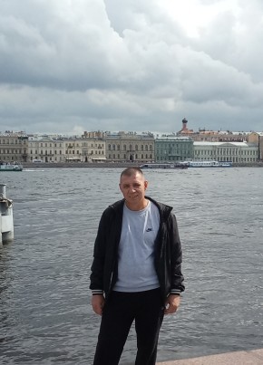 Саша из Тамбова 48 лет