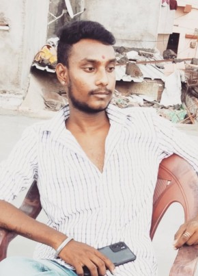 Bhushan Namewar, 19, India, Nanded