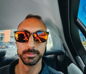 Lorenzo, 37, Bari
