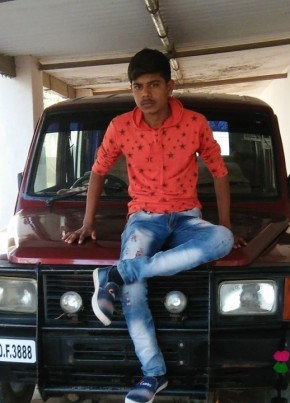 Goswami, 23, India, Lālpur