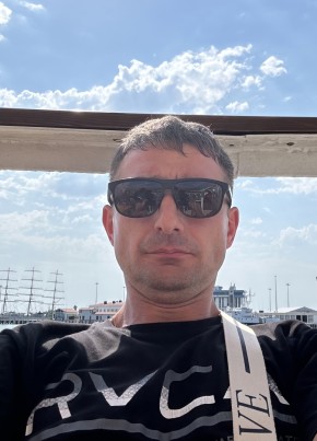 Михаил из Петрозаводска 43 года