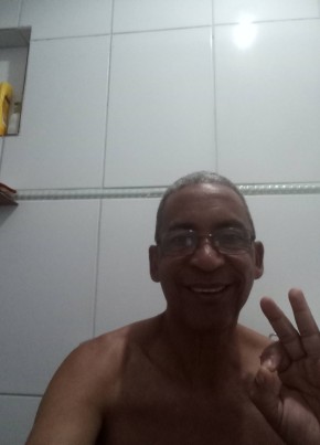 Moreno, 44, República Federativa do Brasil, Betim