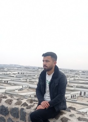 Adem, 26, Türkiye Cumhuriyeti, Hakkari