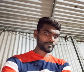 Suresh, 33, Port Louis