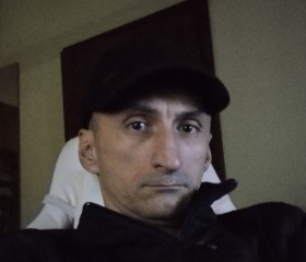 Anton, 40, Moscow