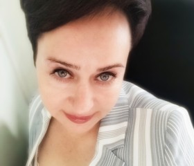 Olga, 45, Moscow
