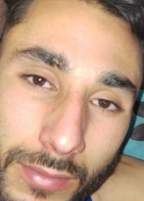 Ayoub Ayoub, 21, Algeria, Tolga