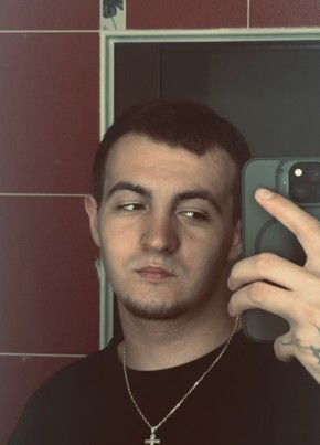 Егор из Ярославли 22 года
