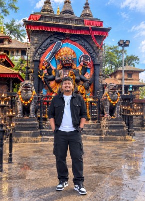 Shadow из Kathmandu 24 года