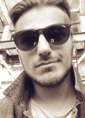 Irakli Gamezarda, 28, Georgia, Tbilisi