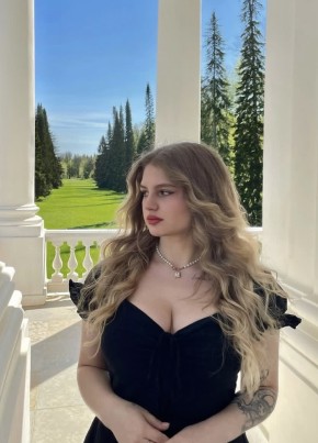Мария из Берасьце 18 лет