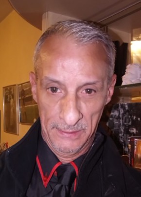 Martinez Migue, 63, République Française, Blois