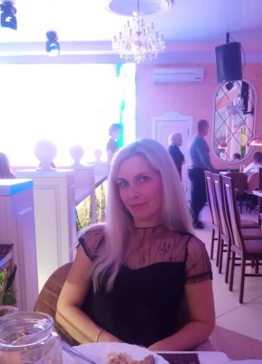Анастасия, 38, Россия, Орёл