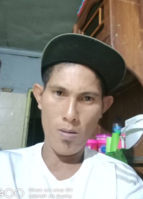 Defis, 48, Indonesia, Kota Kupang