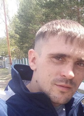 Павел, 32, Россия, Мирный