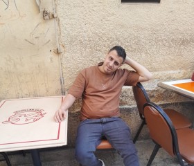 Yrhi, 18, Cairo